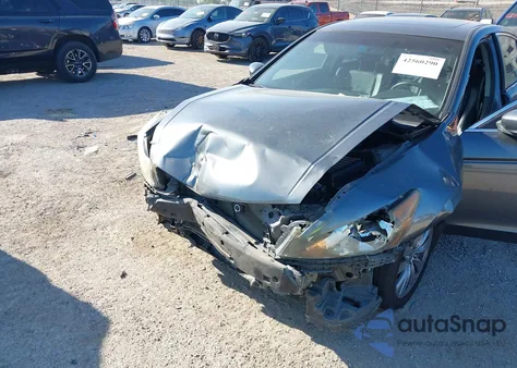 2012 Honda Accord 2.4 Ex-L z USA, uszkodzony, nr VIN 1HGCP2F82CA224727